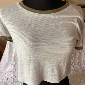 Forever 21 crop top size L